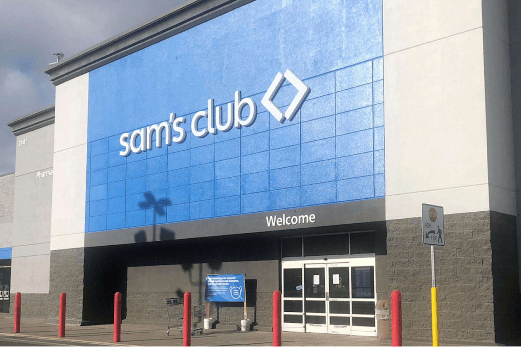 Start the Holiday Season Right with a $20 Sam's Club Membership
